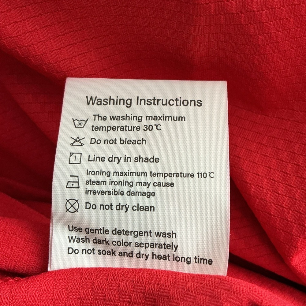 ⛳️ Women’s Red Long Sleeve Golf Shirt - XL - Picture 7 of 7
